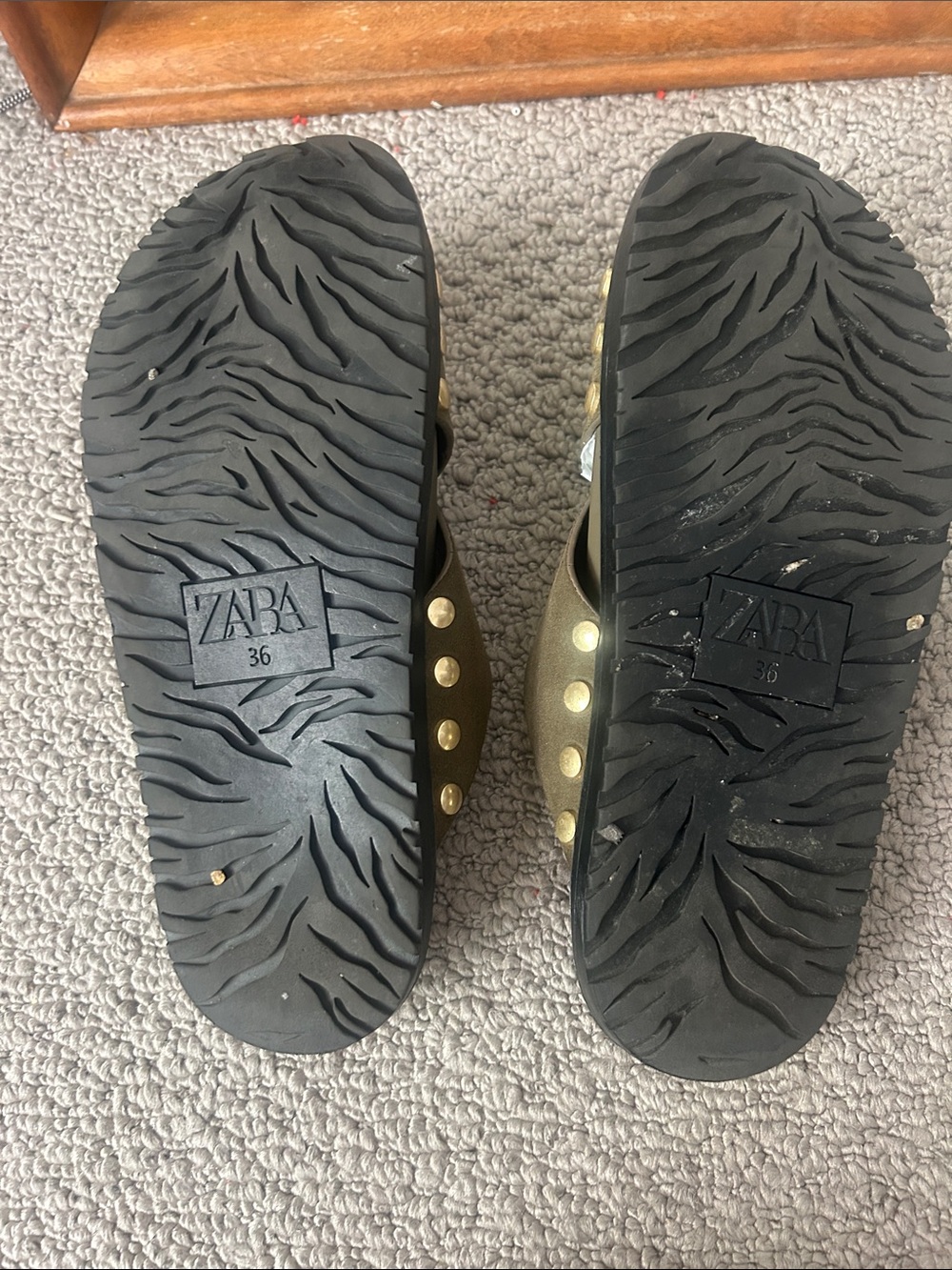 Zara Olive Green Suede Slide Sandals with Oversized Buckle - Picture 7 of 8